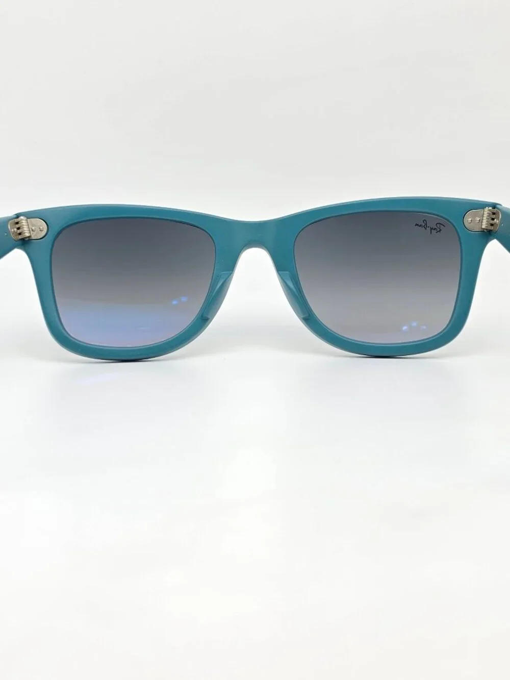Ray-Ban this listing